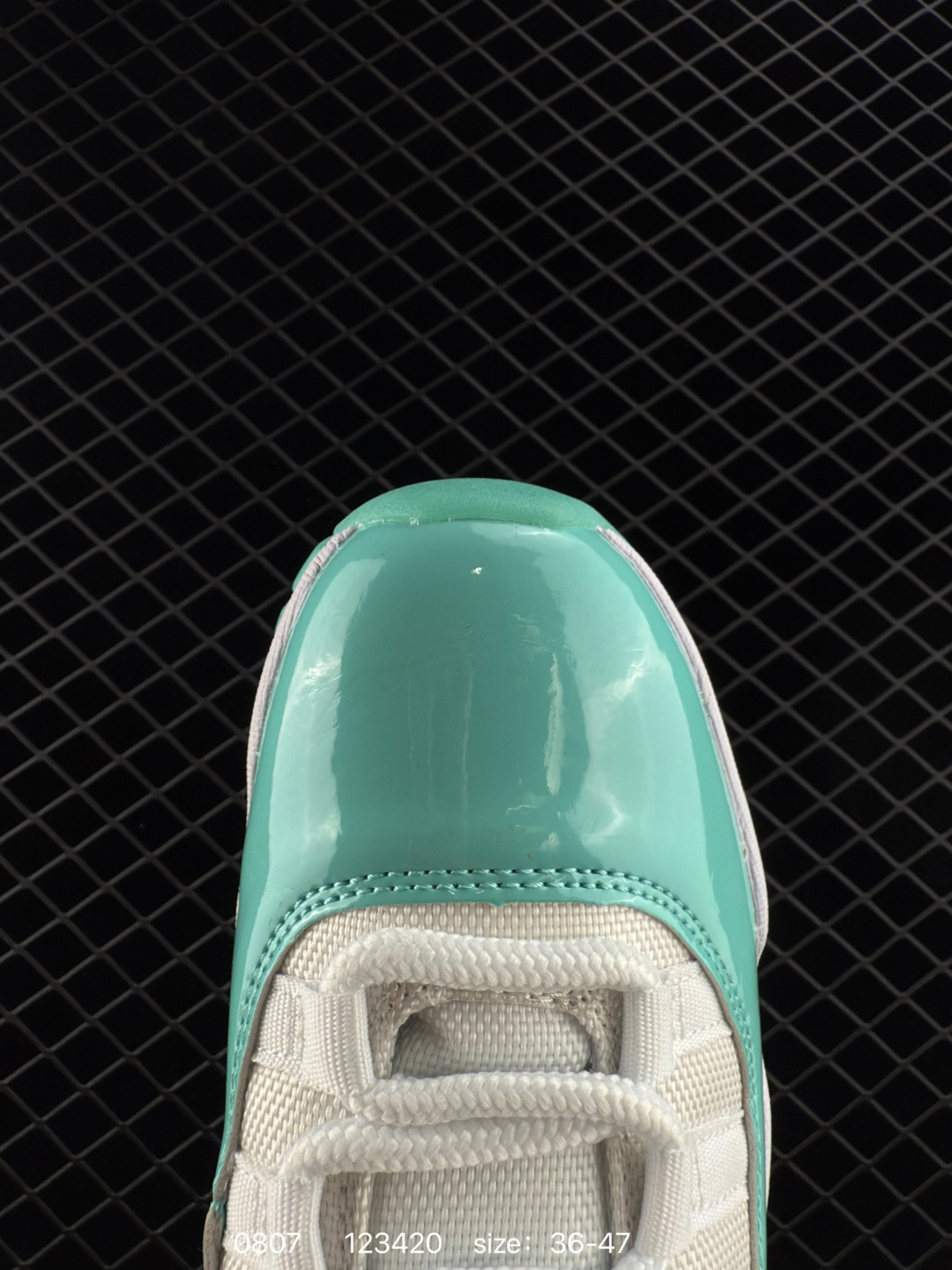 Nike Air Jordan 11 Retro Low